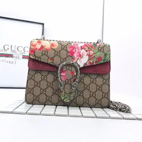 19B57G0039 Bags Gucci 0823